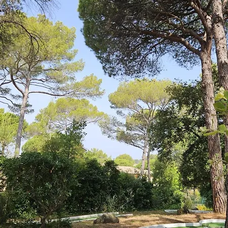 St Raphael Valescure Casa Апартаменти *